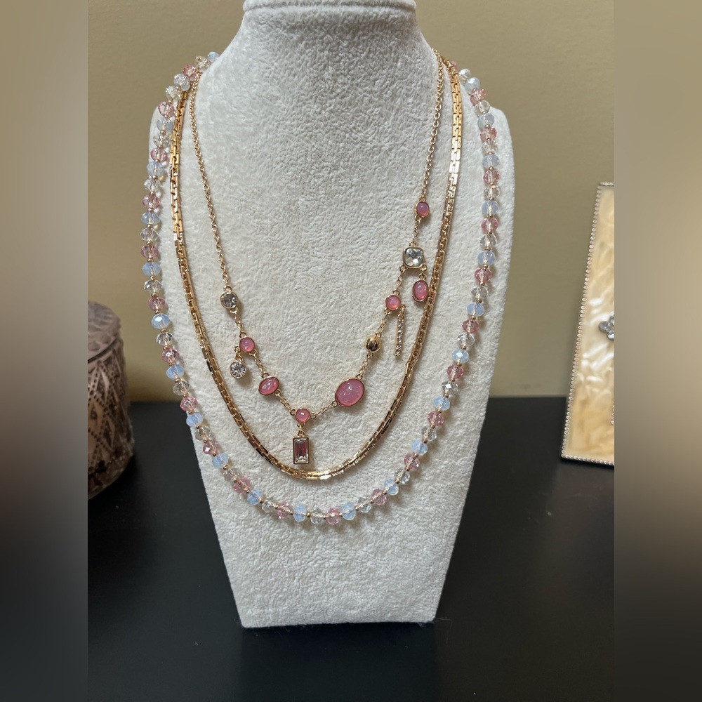 New! Guess Gold-Tone Mixed Stone Layered
Necklace, 16 2 extender - Picture 6 of 10
